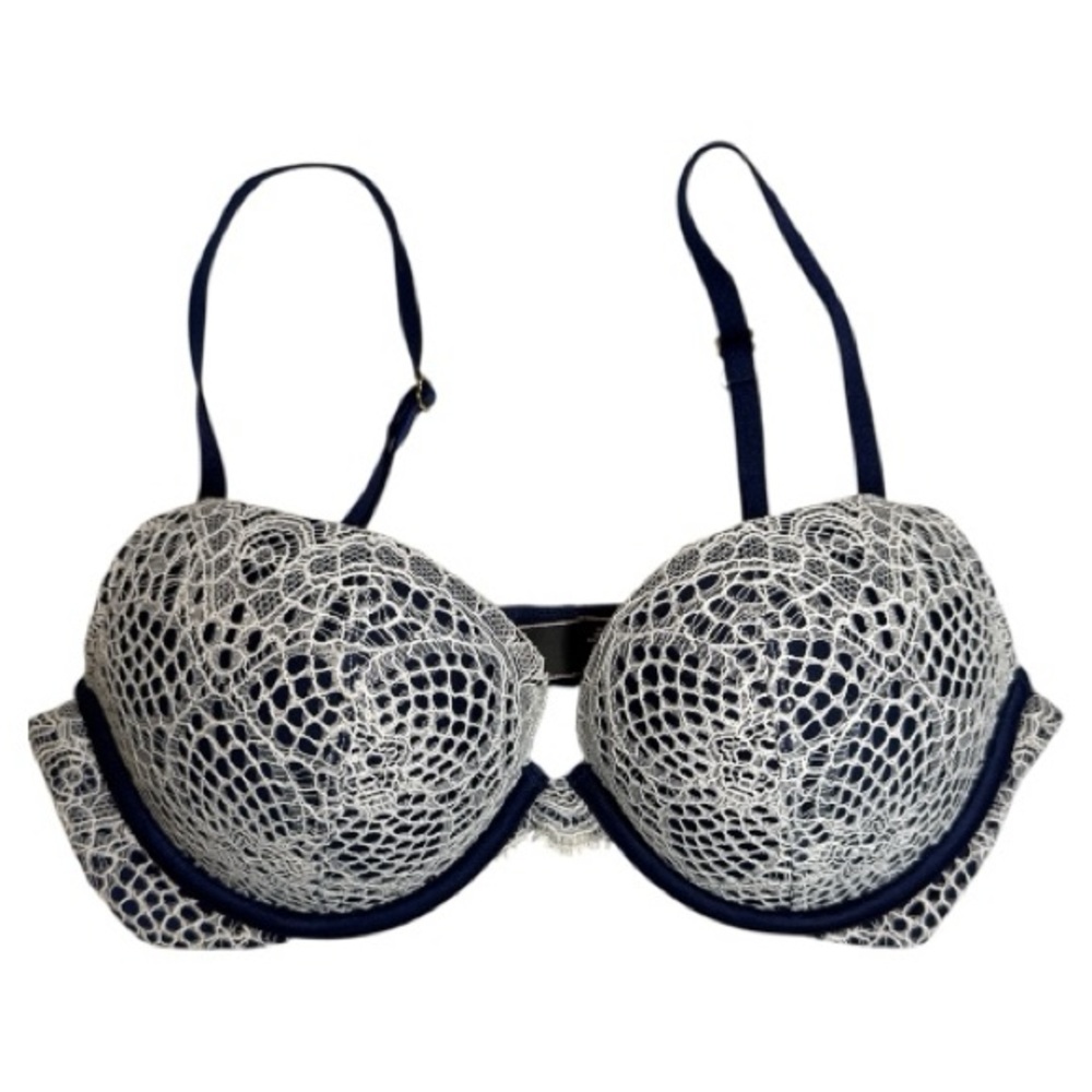 Victoria's Secret Very Sexy Push Up Lace Bra